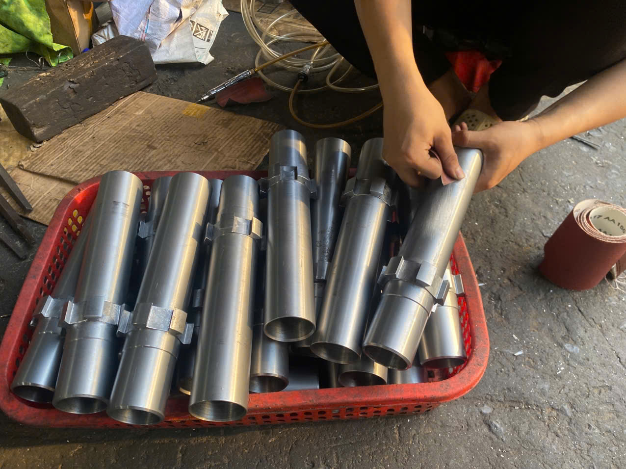 ảnh trục đang gia công tại xưởng Phúc Vinh